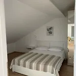 Konukevi Vala 3*
