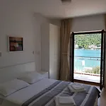 Vala 3* Grebaštica