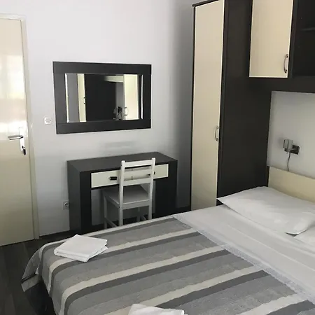 Vala ゲストハウス Grebaštica