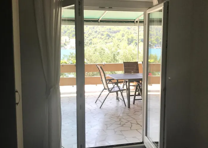 Vala Πανσιόν 3*