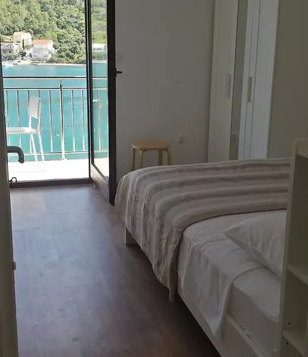 Πανσιόν Vala Grebaštica