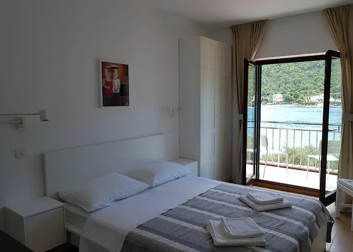 Πανσιόν Vala 3*